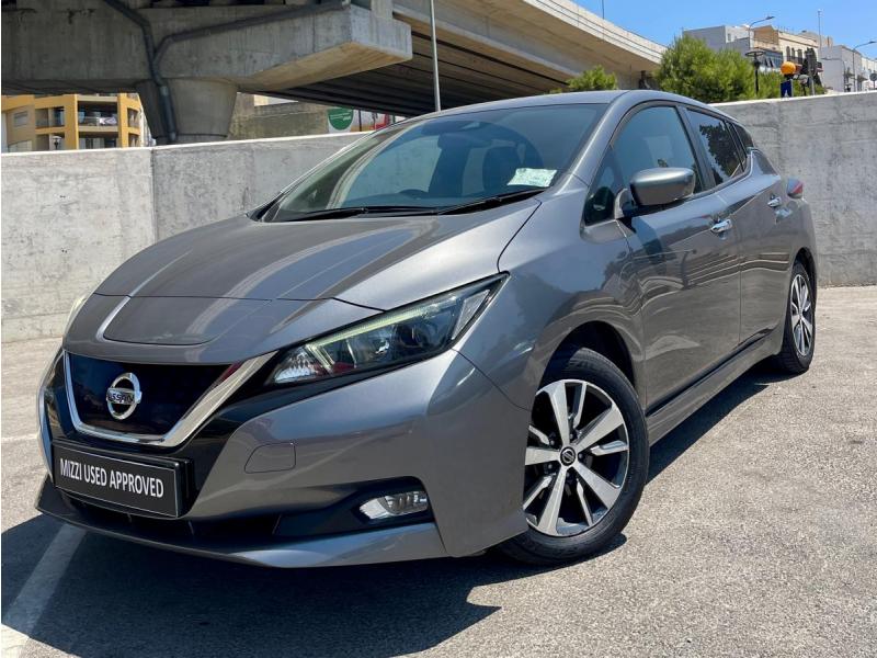 Nissan Leaf N-Connecta - (LQZ360)